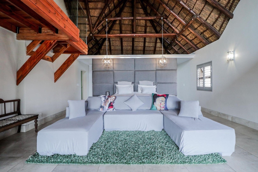4 Bedroom Property for Sale in Boschenvaal River Front Lodges Free State